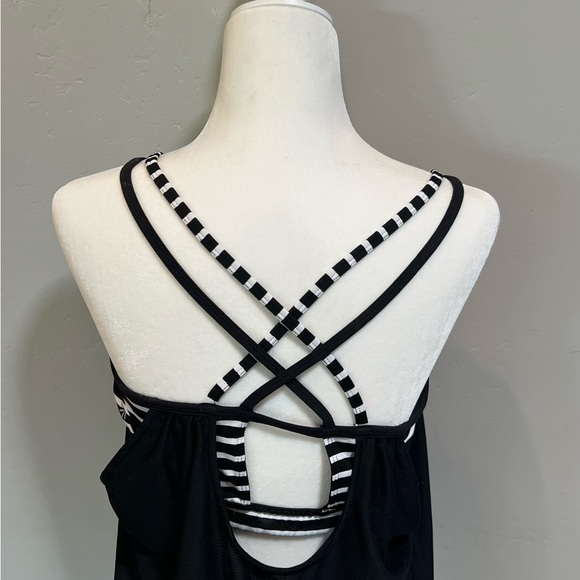 Athleta tank - Picture 7 of 7